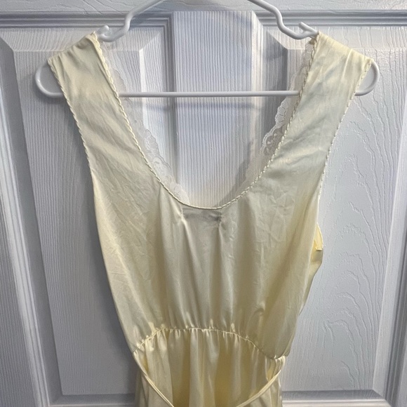 VINTAGE 70’s pale yellow sexy lingerie nighty - Picture 7 of 8